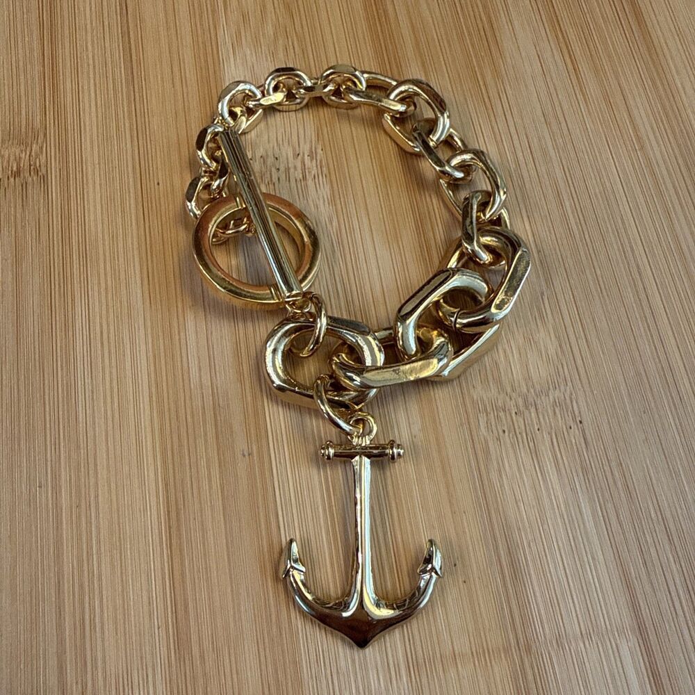 GOLD ANCHOR CHARM BRACELET C WONDER Gold Toned Links